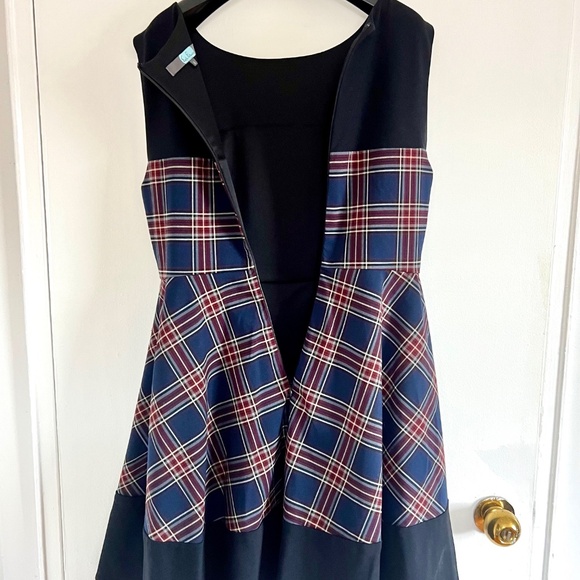 Eva Franco - A-line Tartan Print Dress (6) - Picture 4 of 6